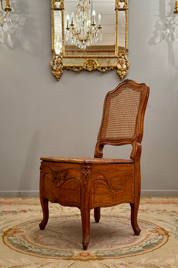 Louis XV period Chaise De Commodité, circa 1760.