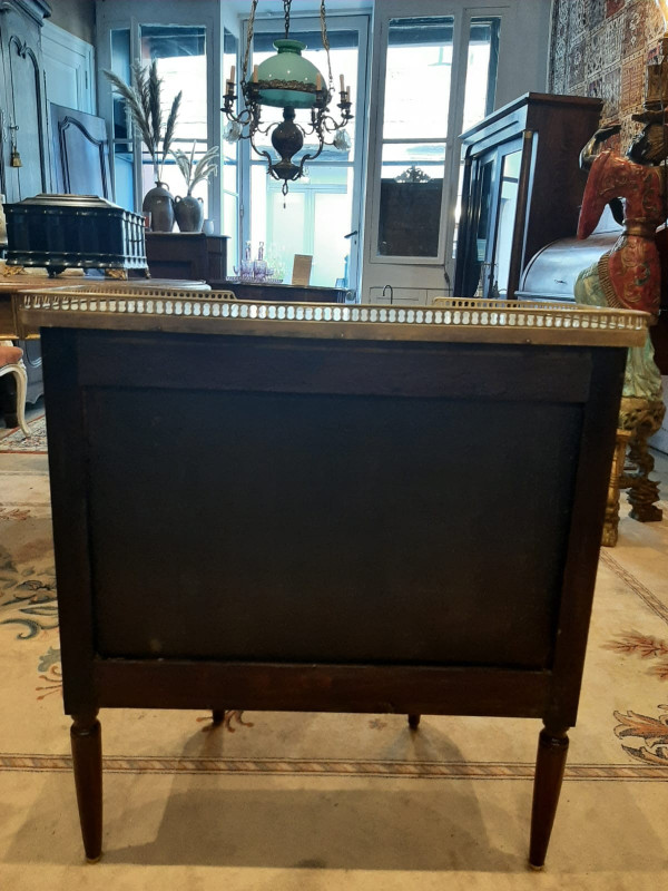 Petite Table de Salon  dite Chiffonnière - Acajou époque Louis XVI  - XIX ème siècle