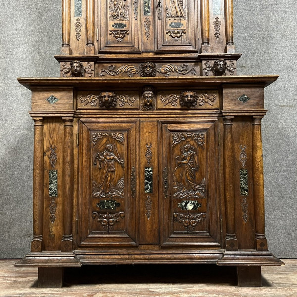 Ile-de-France" cabinet with two oak recessed bodies and marble plates circa 1800