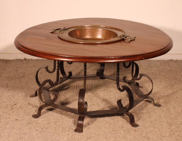 Round Coffee Table With A 18 Century Brazier In It's Center