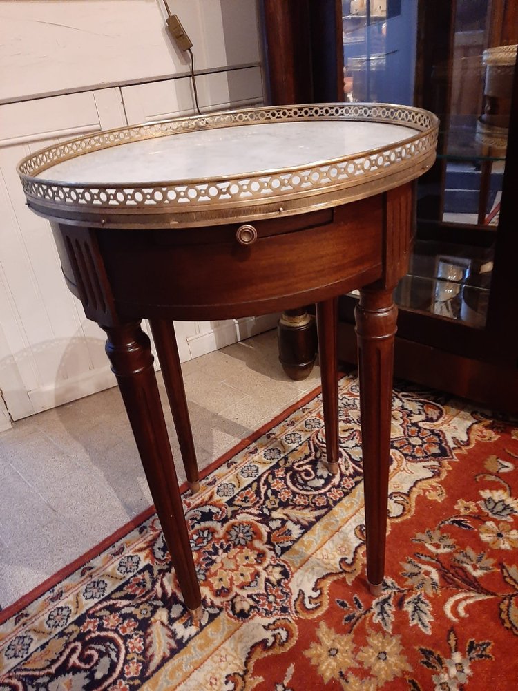 Louis XVI style mahogany Bouillotte table - 20th century