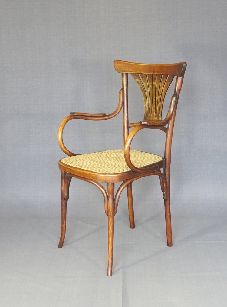 Fauteuil bentwood bois-courbé bistrot KOHN N°196, 1905,cannage neuf; No Thonet