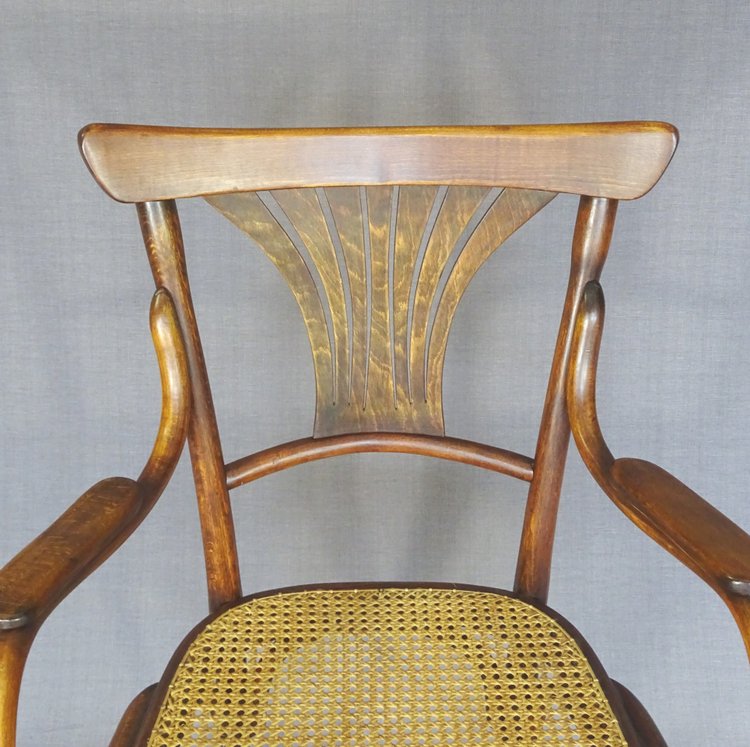 Fauteuil bentwood bois-courbé bistrot KOHN N°196, 1905,cannage neuf; No Thonet