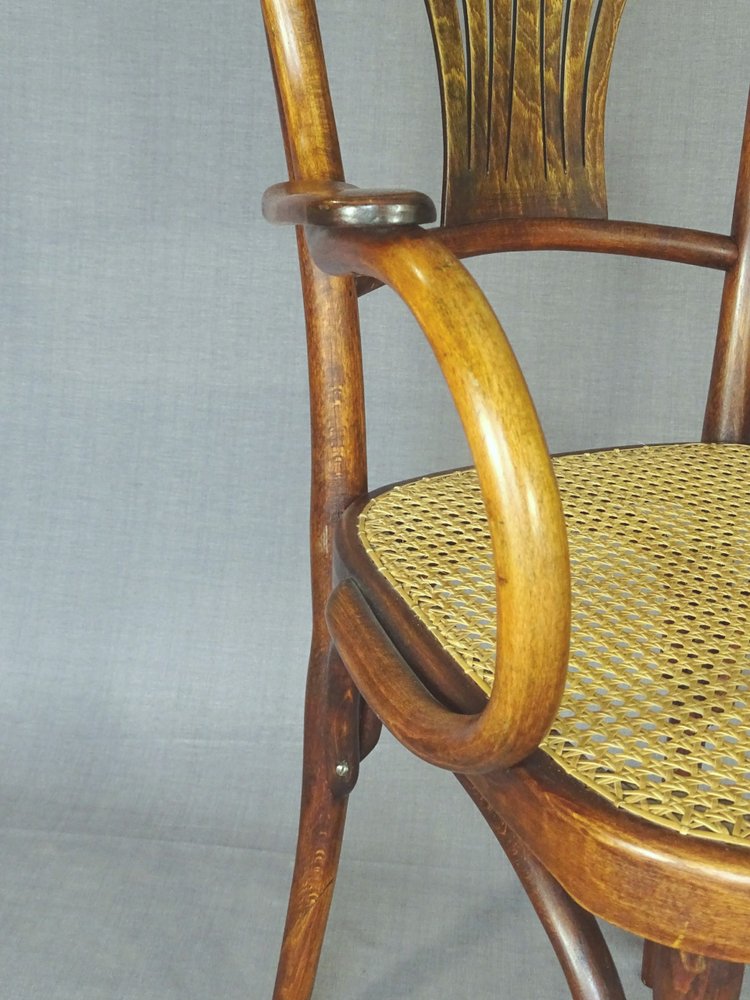 Fauteuil bentwood bois-courbé bistrot KOHN N°196, 1905,cannage neuf; No Thonet