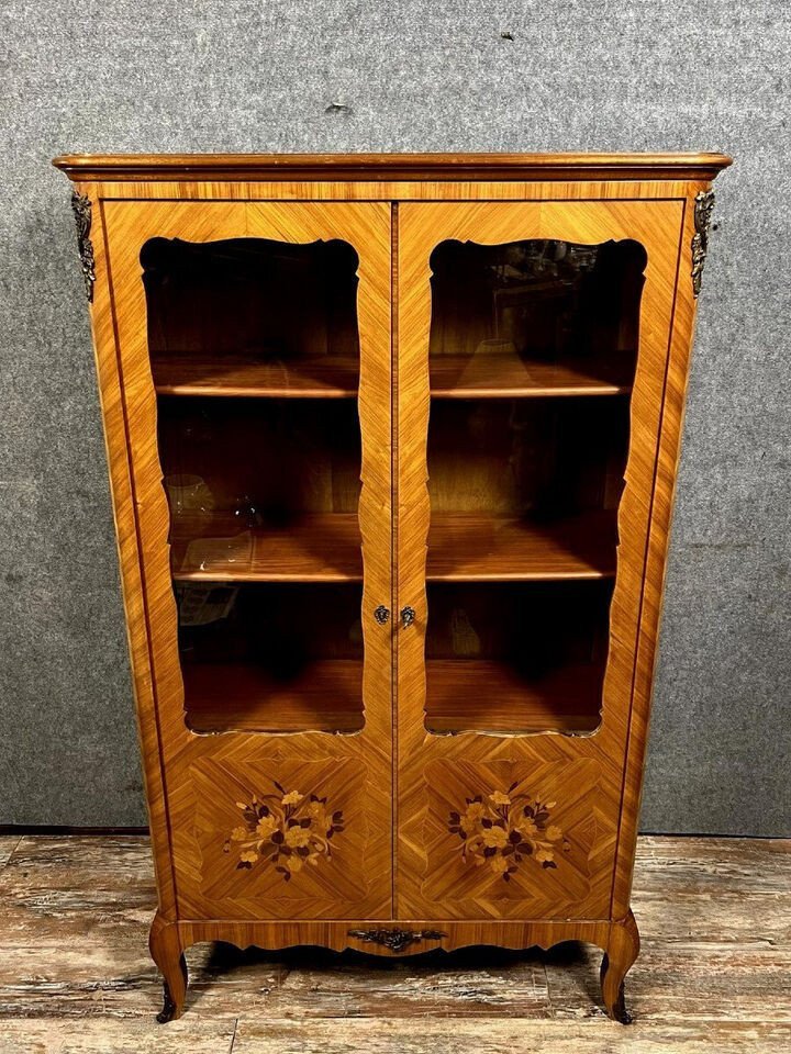 Louis XV style bookcase in precious wood marquetry circa 1900