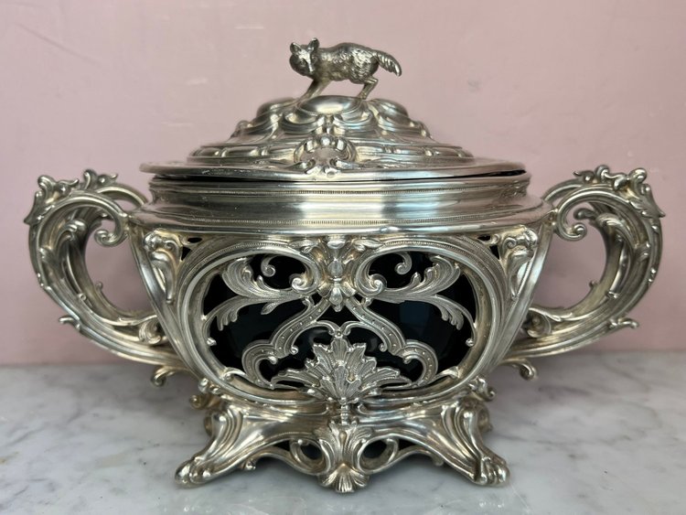 Solid silver sugar bowl, Rocaille style, 19th Century.