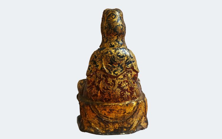 Legno dorato policromo, divinità Guanyin, fine del XVIII secolo