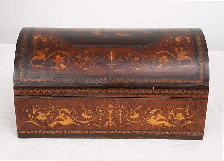 Antique Precious Exotic Wood Jewelry Box. Sorrento (italy) 19th Century.