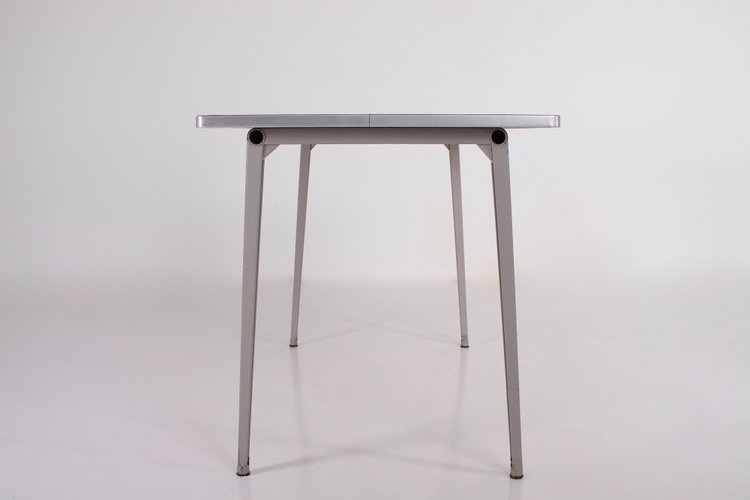 Table Reform par Friso Kramer