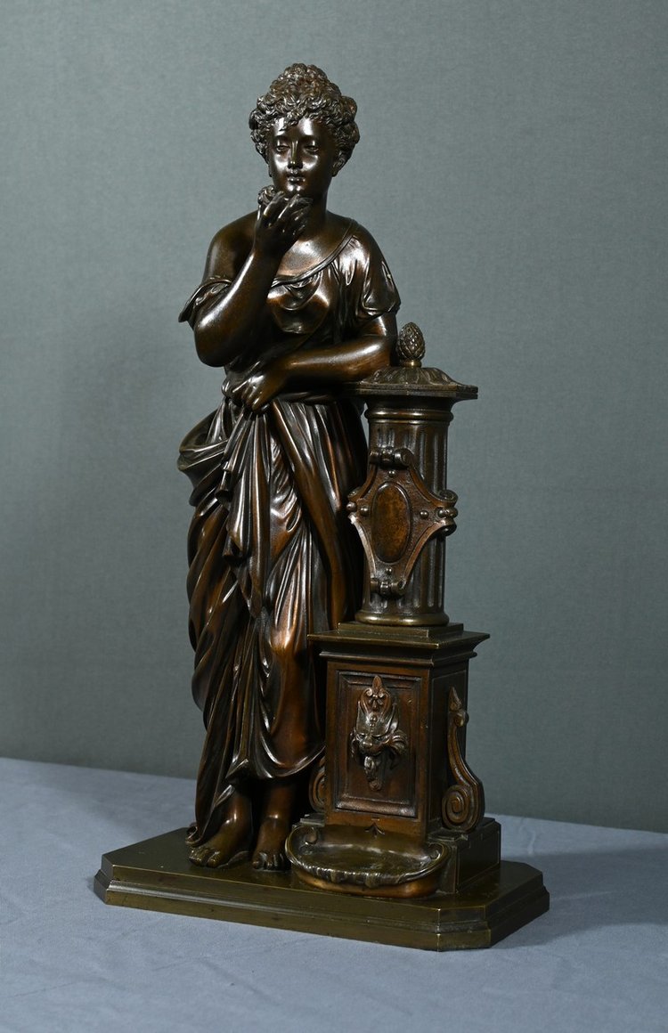 Bronzo "Demoiselle à la Fontaine", firmato E.Bruchon - Metà del XIX secolo