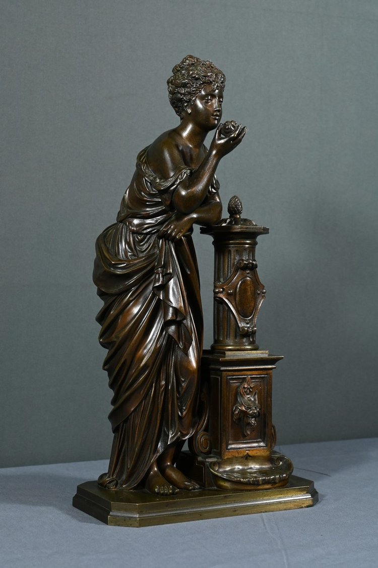 Bronzo "Demoiselle à la Fontaine", firmato E.Bruchon - Metà del XIX secolo