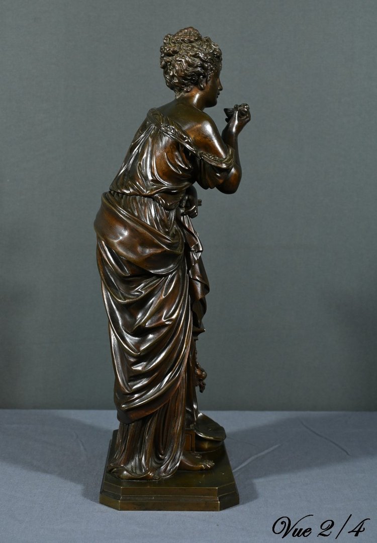 Bronzo "Demoiselle à la Fontaine", firmato E.Bruchon - Metà del XIX secolo