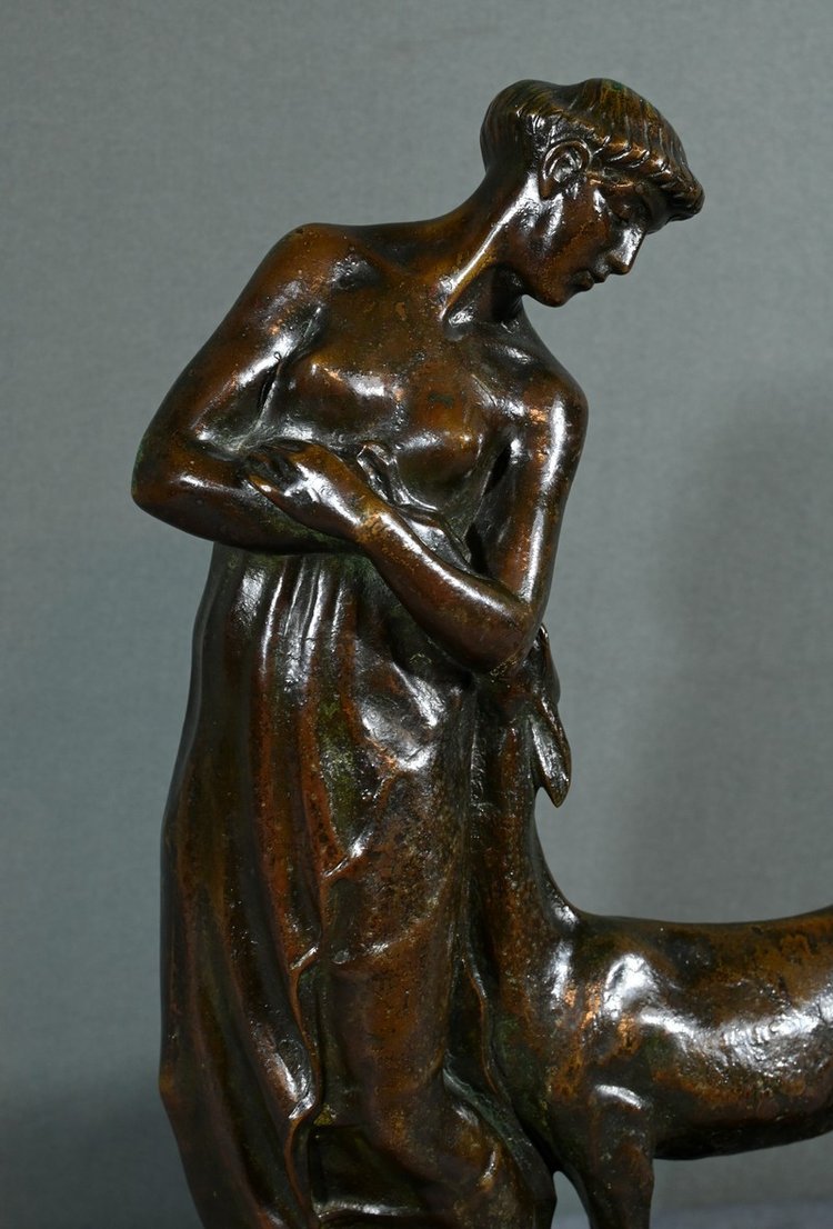 Bronze "Die Frau mit dem Rehkitz", Atelier Primavera - 1930