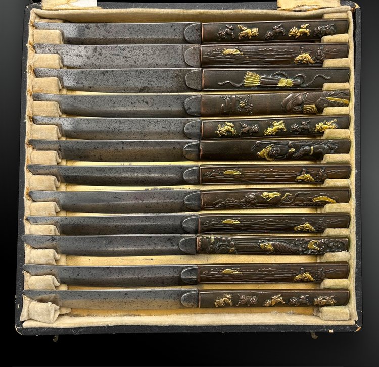 SERVICE of 12 Kozuka knives - Japan - Edo period (1603-1868)