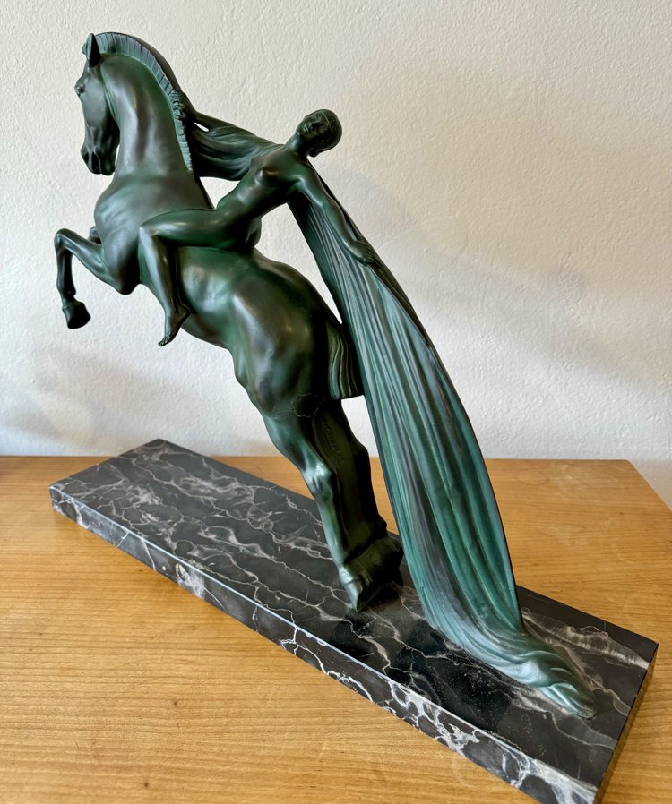 Grande scultura di Charles e Max le Verrier a cavallo