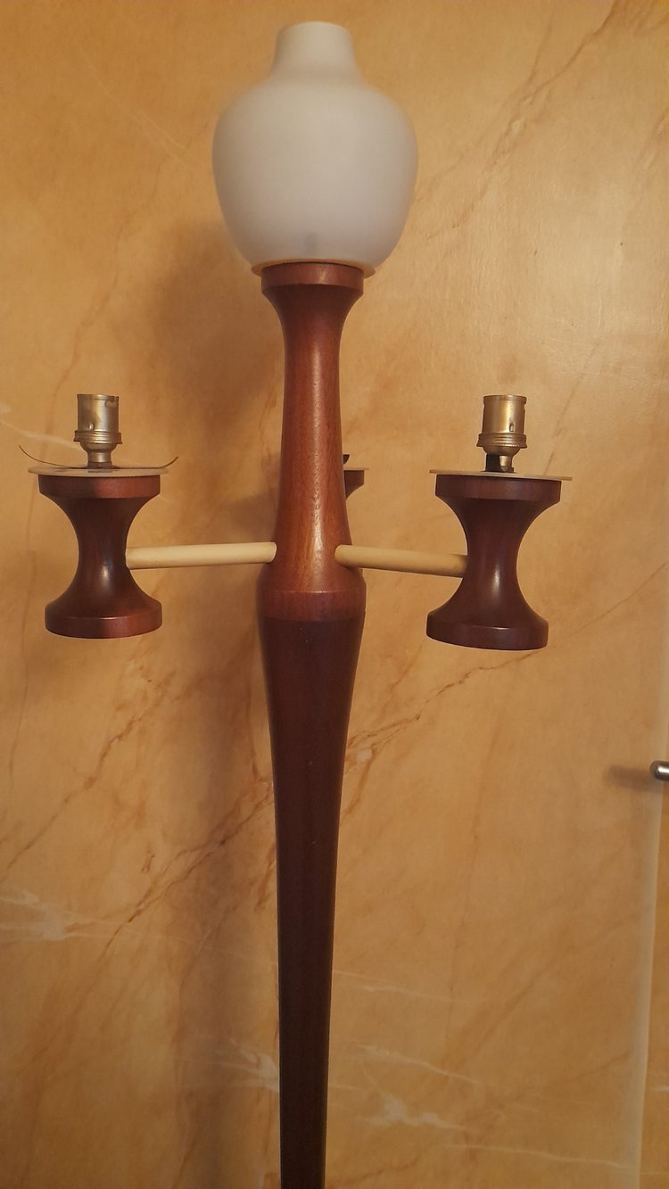 Lampada da terra in teak a 4 luci