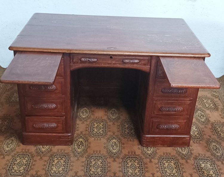 Oak desk 1940