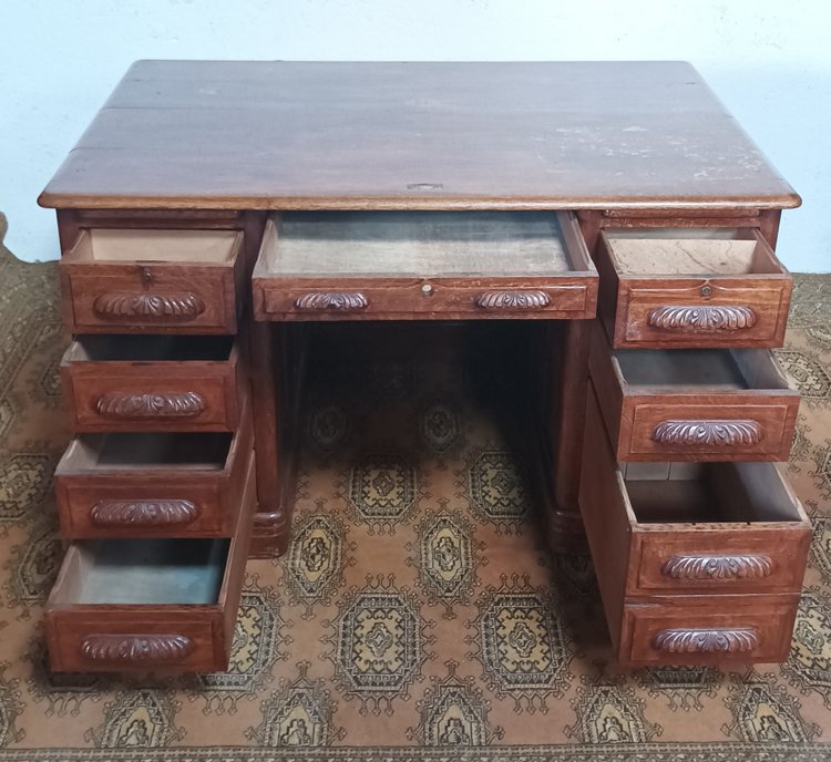 Oak desk 1940