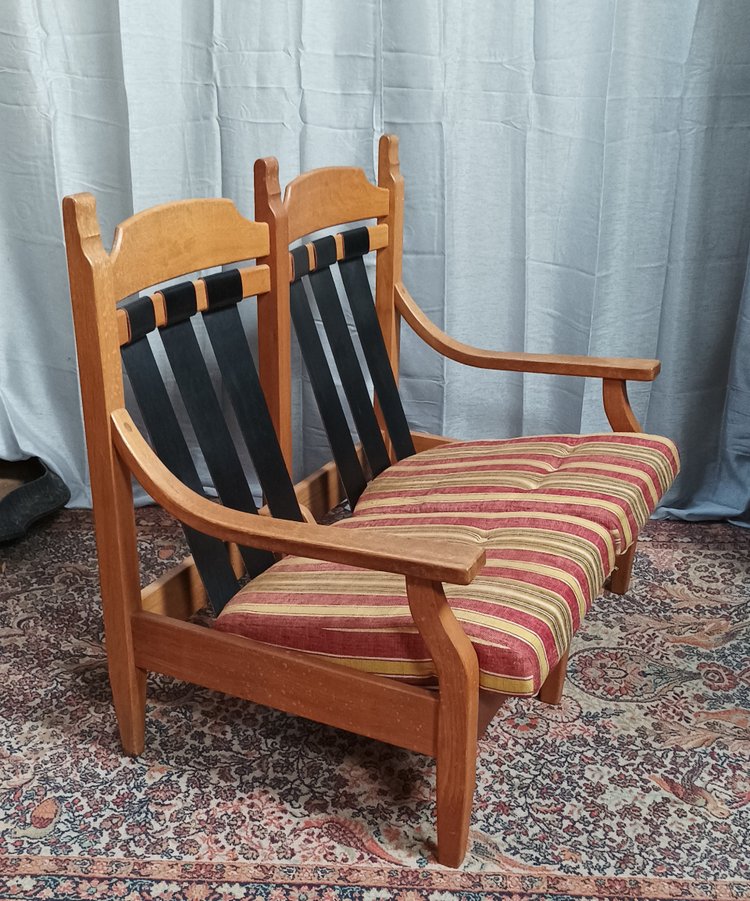 Vintage oak 2-seater bench and footrest