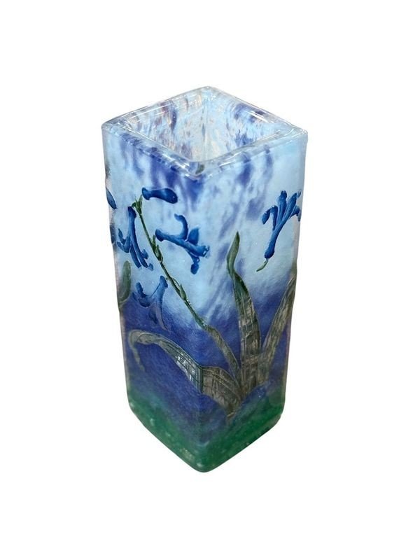 Daum Nancy Vase "Aux Jacinthes"