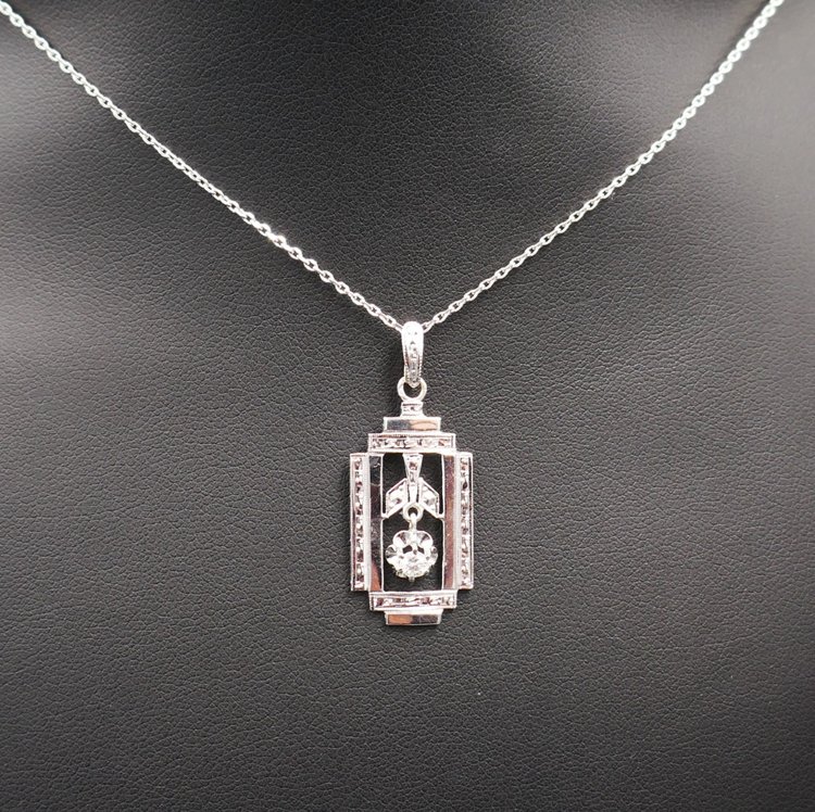 Art Deco Diamond Pendant, 18-carat white gold.