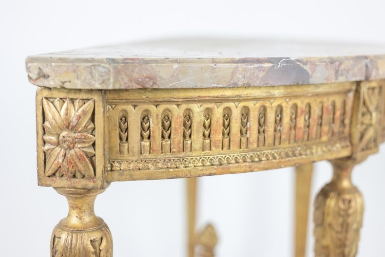 Console in gilded wood and Aleppo breccia marble. Circa 1780. LS55691657J