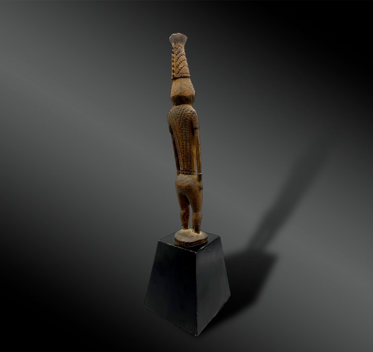 ANCESTOR STATUETTE - Sepik culture, East Sepik (province), Papua New Guinea - Circa 1900