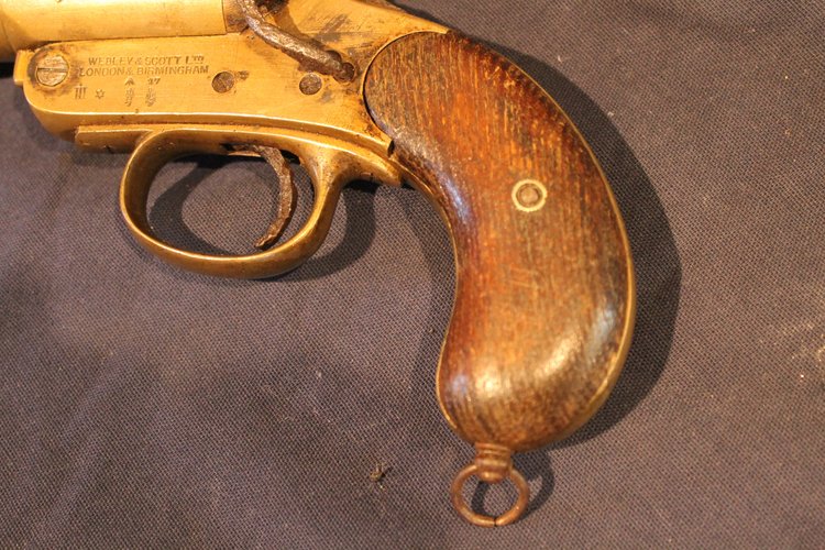 Pistola lanciarazzi Webley & Scott Royal Navy datata 1917 Esercito britannico