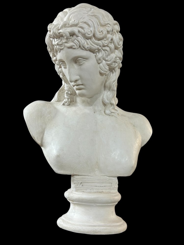 Buste En Plâtre éros De Centocelle Ou Amour De Praxitèle époque XXéme Siècle H 62 Cm