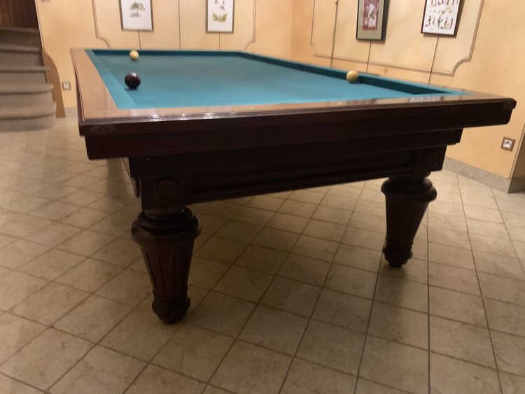 billiards