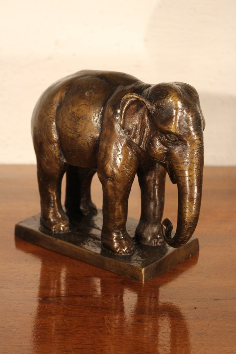 Éléphant en bronze 1930