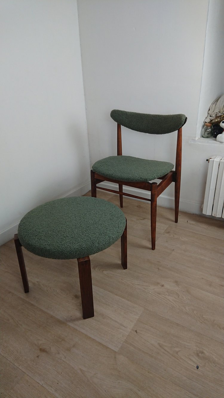 Schwedischer Ottoman-Hocker 