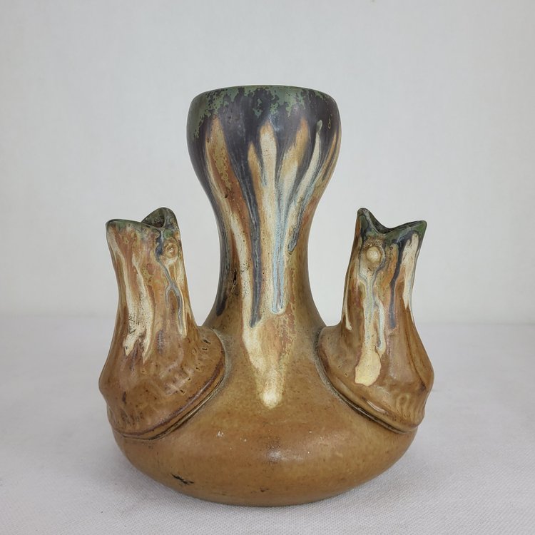 Vase aus Steingut, an der Spitze signiert Alfred Lebret (1871-1955).