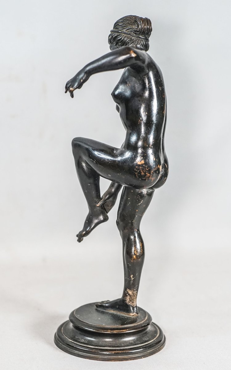 Statuette, VENUS IM BAD, Bronze