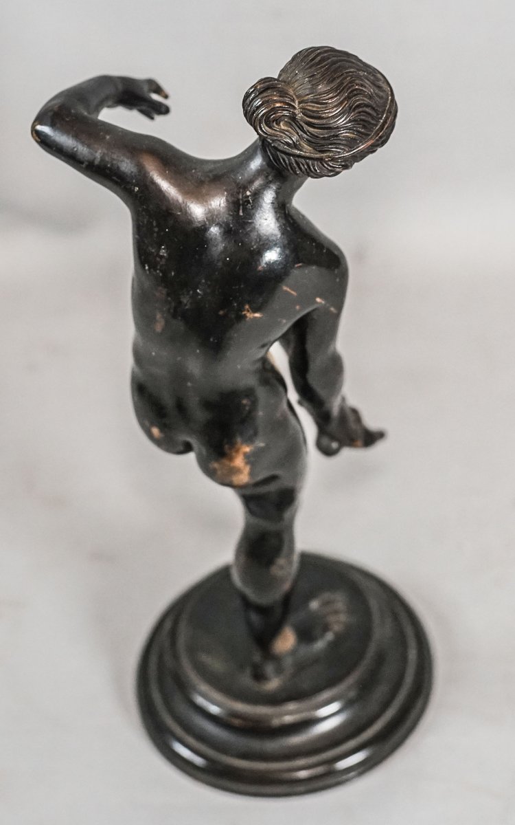 Statuette, VENUS IM BAD, Bronze