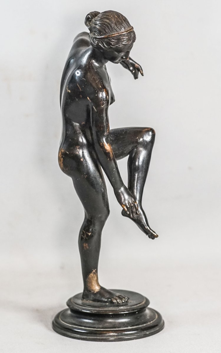 Statuette, VENUS IM BAD, Bronze