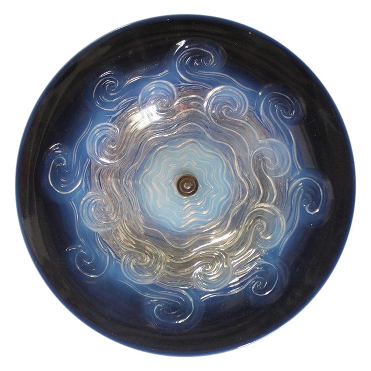 Opalescent glass bowl on foot circa 1930 in the style of Sabino and Lalique