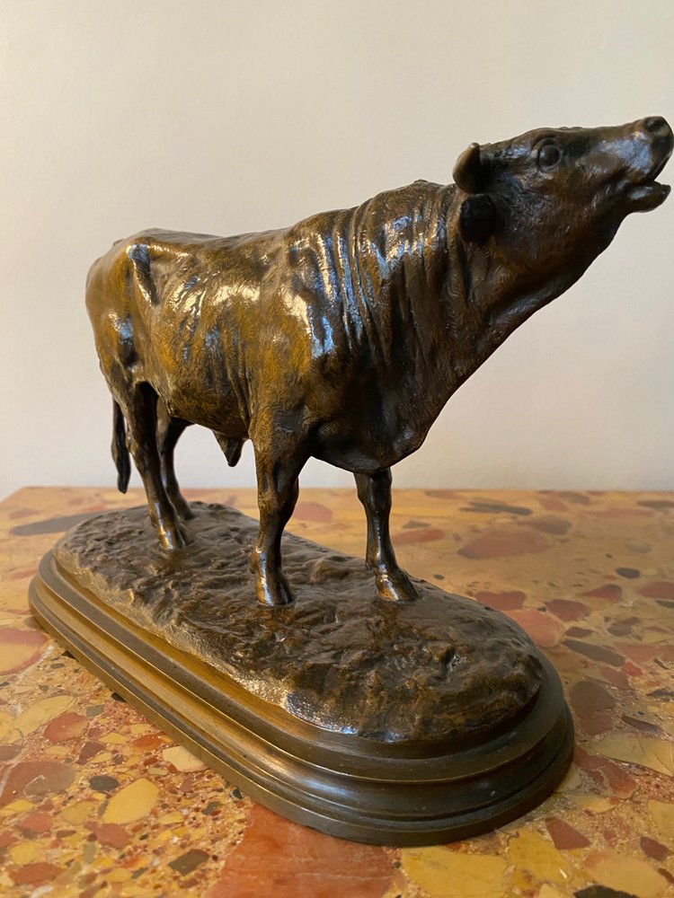 Taureau en bronze à patine brune XIXème signé Rosa Bonheur (1822-1899), cachet fondeur Peyrol 