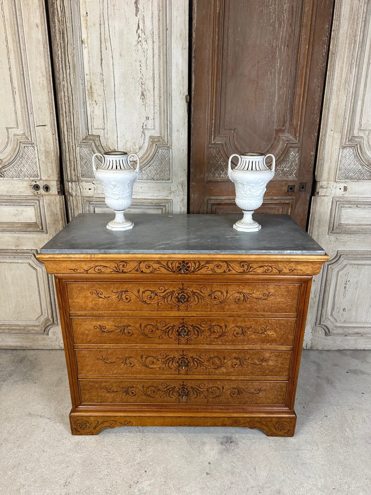 Commode de style Charles x époque XXeme siècle 