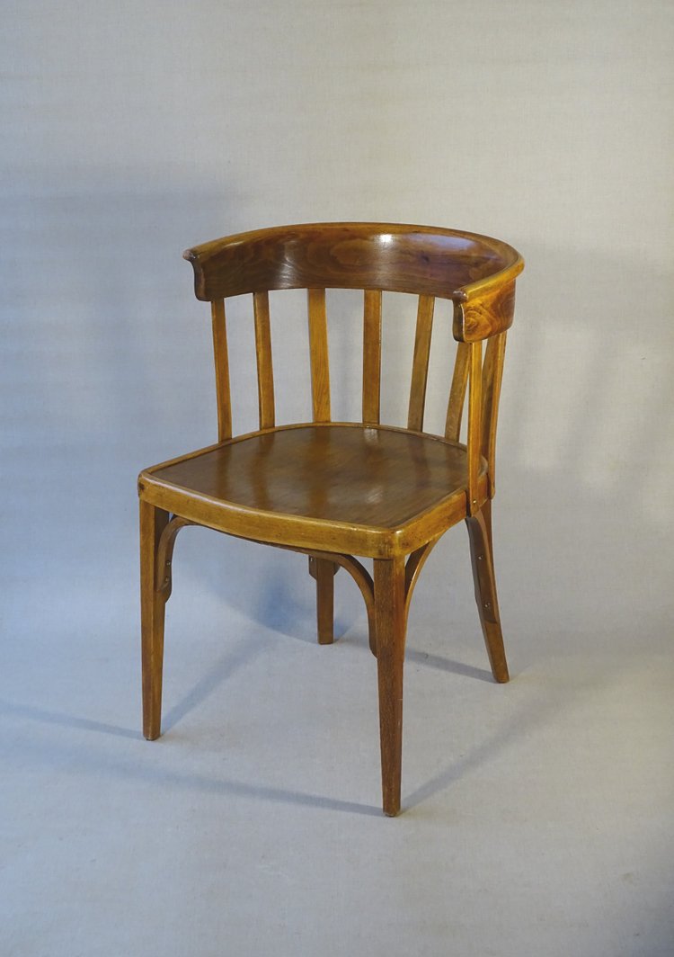 Poltrona in legno curvato tipo KOHN N°432/F di Horgen-Glarus Svizzera 1925- No Thonet