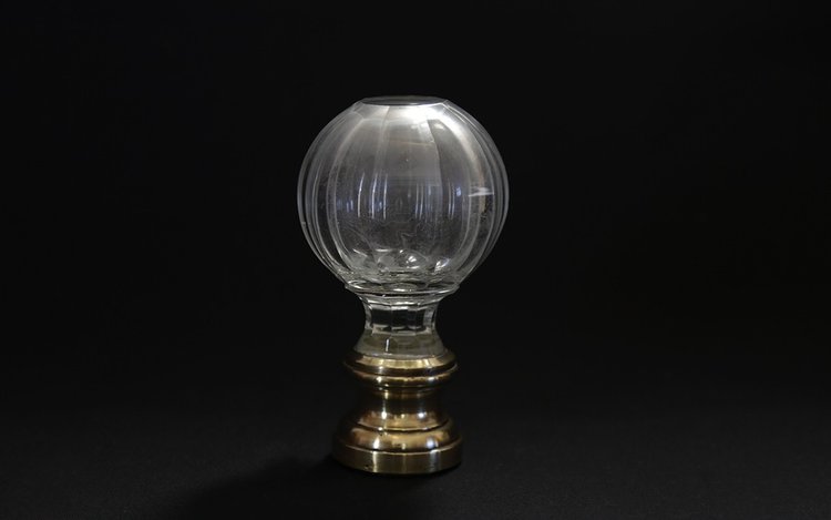 Crystal and bronze staircase ball  19th century 