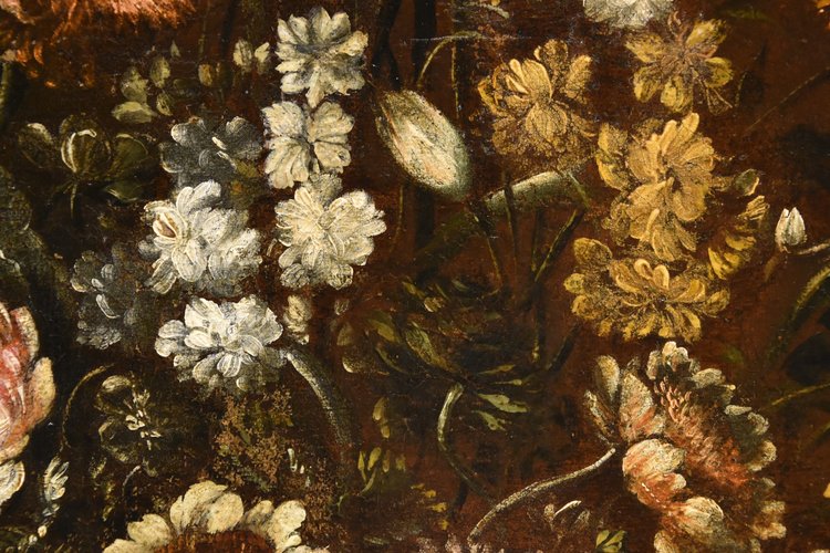 Andrea Scacciati (Florence 1642-1710), Composition De Fleurs Dans Un Vase En Relief (2 De 3)