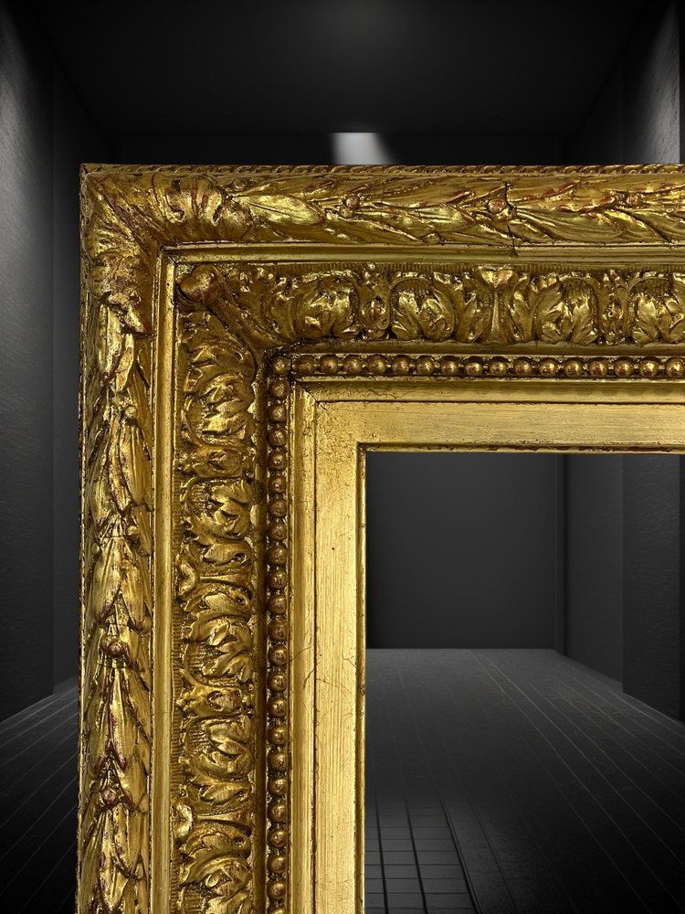 ANCIENT 19th CENTURY FRAME IN WOOD AND GILDED STUC SCULPTTED FOR PAINTING 46 CM X 34 CM