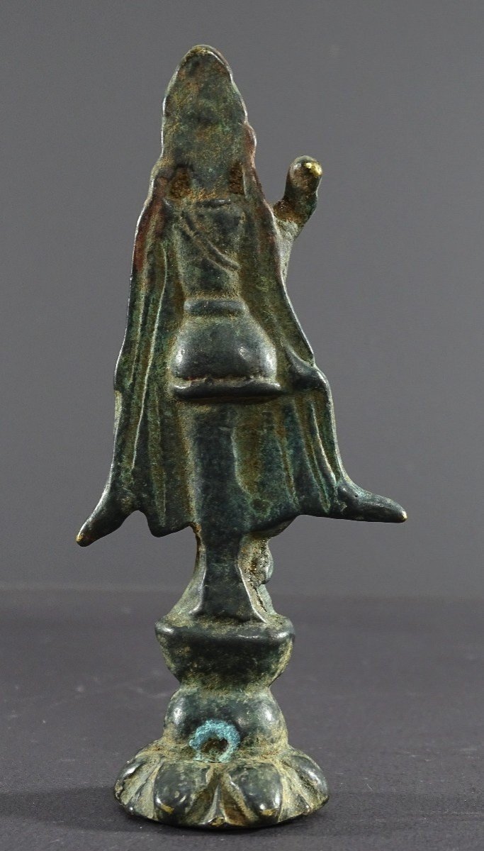 China, Späte Yuan-Dynastie, Beginn. Ming-Dynastie, 14. bis 15. Jahrhundert, Bronzestatue von Kwan Yin.