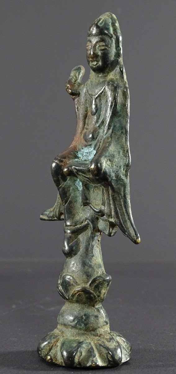 China, Späte Yuan-Dynastie, Beginn. Ming-Dynastie, 14. bis 15. Jahrhundert, Bronzestatue von Kwan Yin.