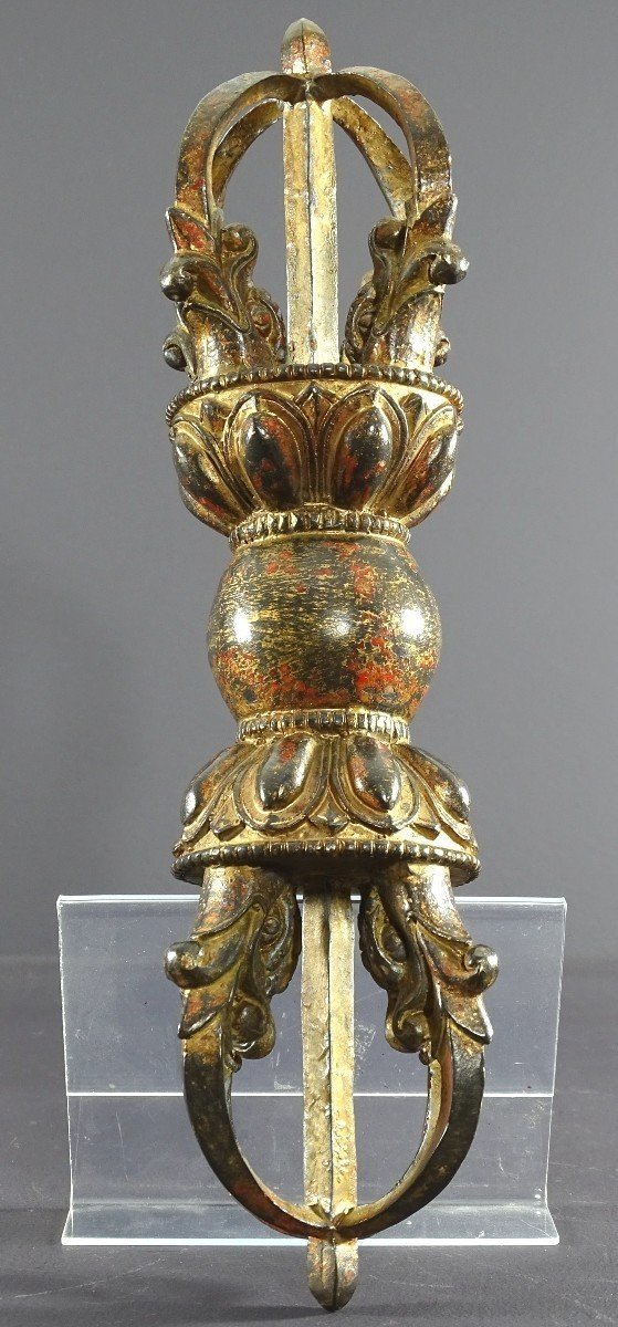 Tibet, Ende des 19. Jahrhunderts, Wichtiger Lama Vajra Aus Bronze Lackiert Und Vergoldet.