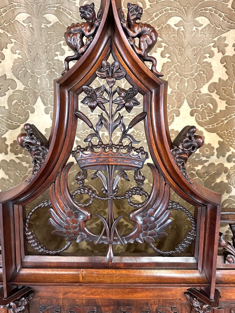 Neo-Gothic walnut bed 19th century