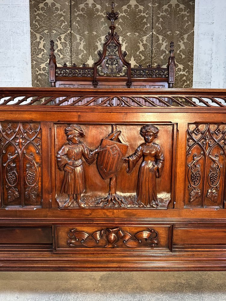 Neo-Gothic walnut bed 19th century