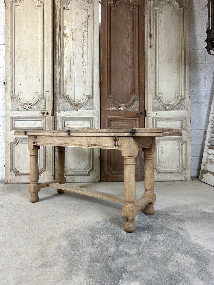 20th century oak middle table