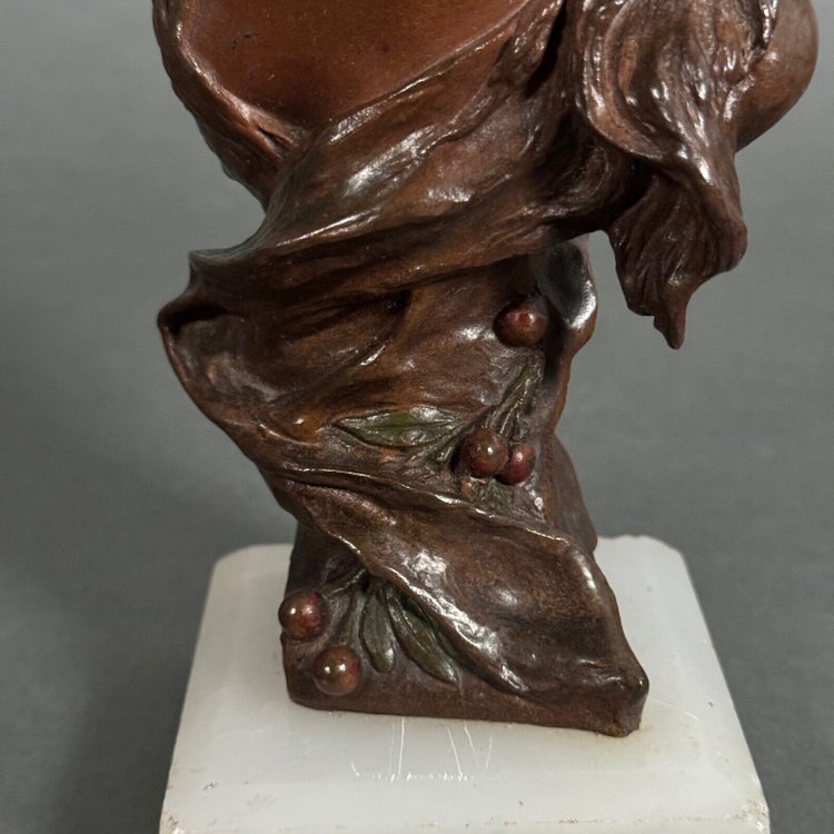 Bronze junges Mädchen mit Kirschen von Van der Straeten dreifache Patina